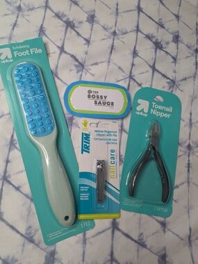 🌸 Foot Care Tool Trio: Foot File + Toenail Nipper + Nail Clipper Bundle NWT